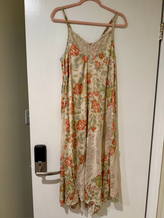 Free People Dresses & Skirts - NWT Free People first date silky Floral Lace Trim Ivory Maxi Dress S
